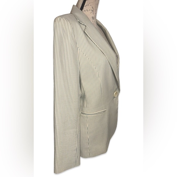 Lafayette 148 NY Blazer - Picture 5 of 8